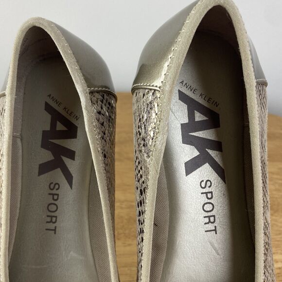 Anne Klein Women Shoe Size 6 Gold Snake Print Slip On Cap Toe Ballet Flat - Picture 5 of 7